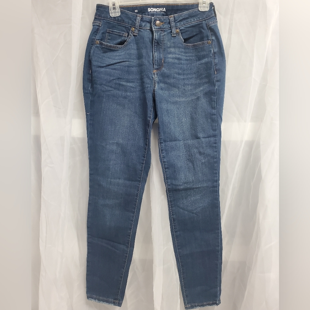 Sonoma Curvy Skinny Jeans Size 6R